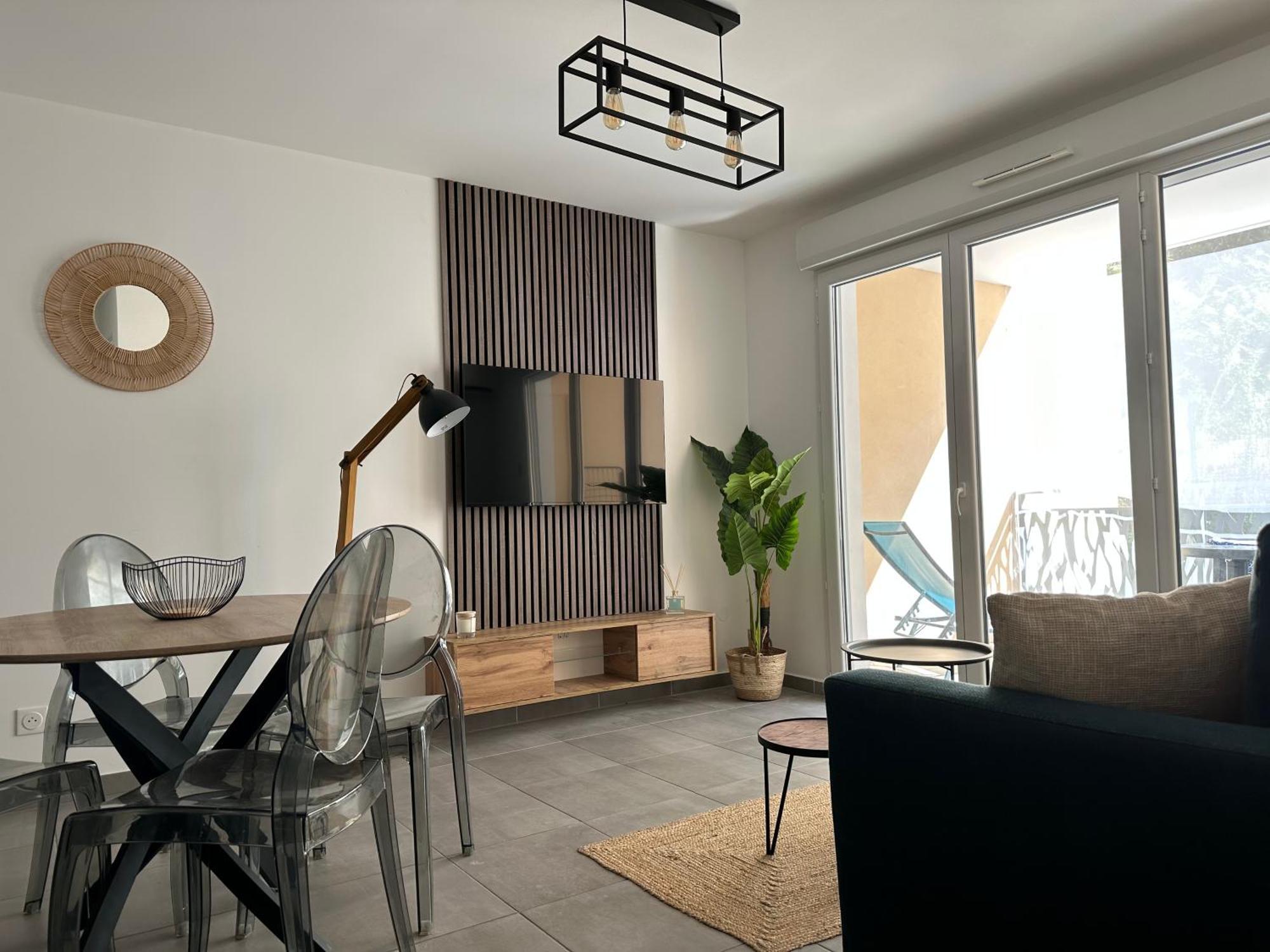 Bel Appartement Au Calme Avec Parking Menton Exterior photo